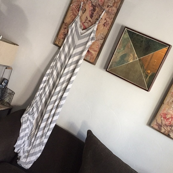 ANTHROPOLOGIE MATTY M STRETCH STRIPED BOHO BODYCON MAXI DRESS S - Picture 1 of 16